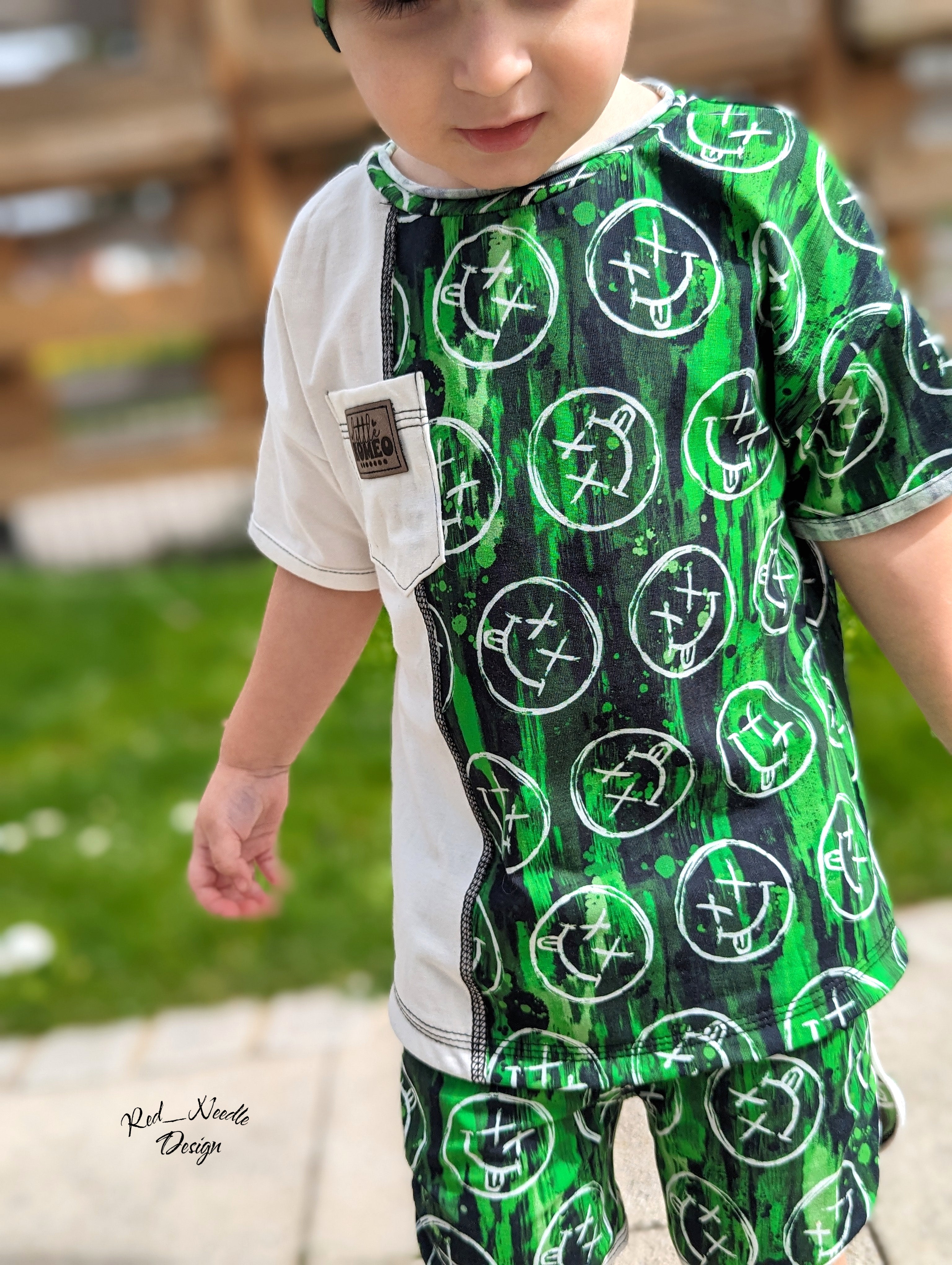 Grüne Smileys Grunge Dauervorbestellung